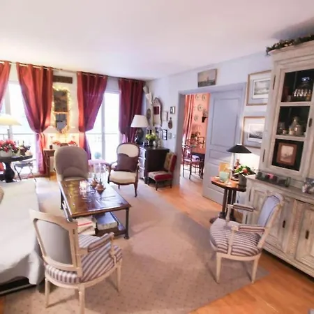 Апартаменты Le Billancourt Comfortable, Spacious And Well-equipped
