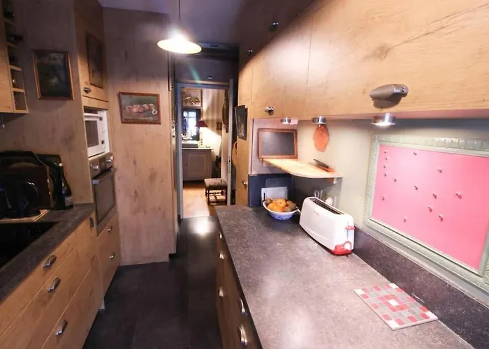 Le Billancourt Comfortable, Spacious And Well-equipped