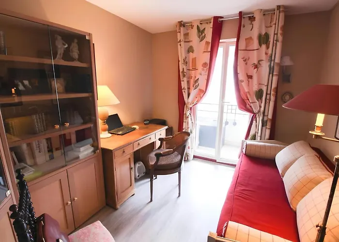Le Billancourt Comfortable, Spacious And Well-equipped *