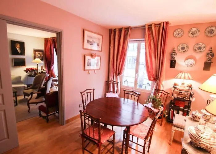 Le Billancourt Comfortable, Spacious And Well-equipped